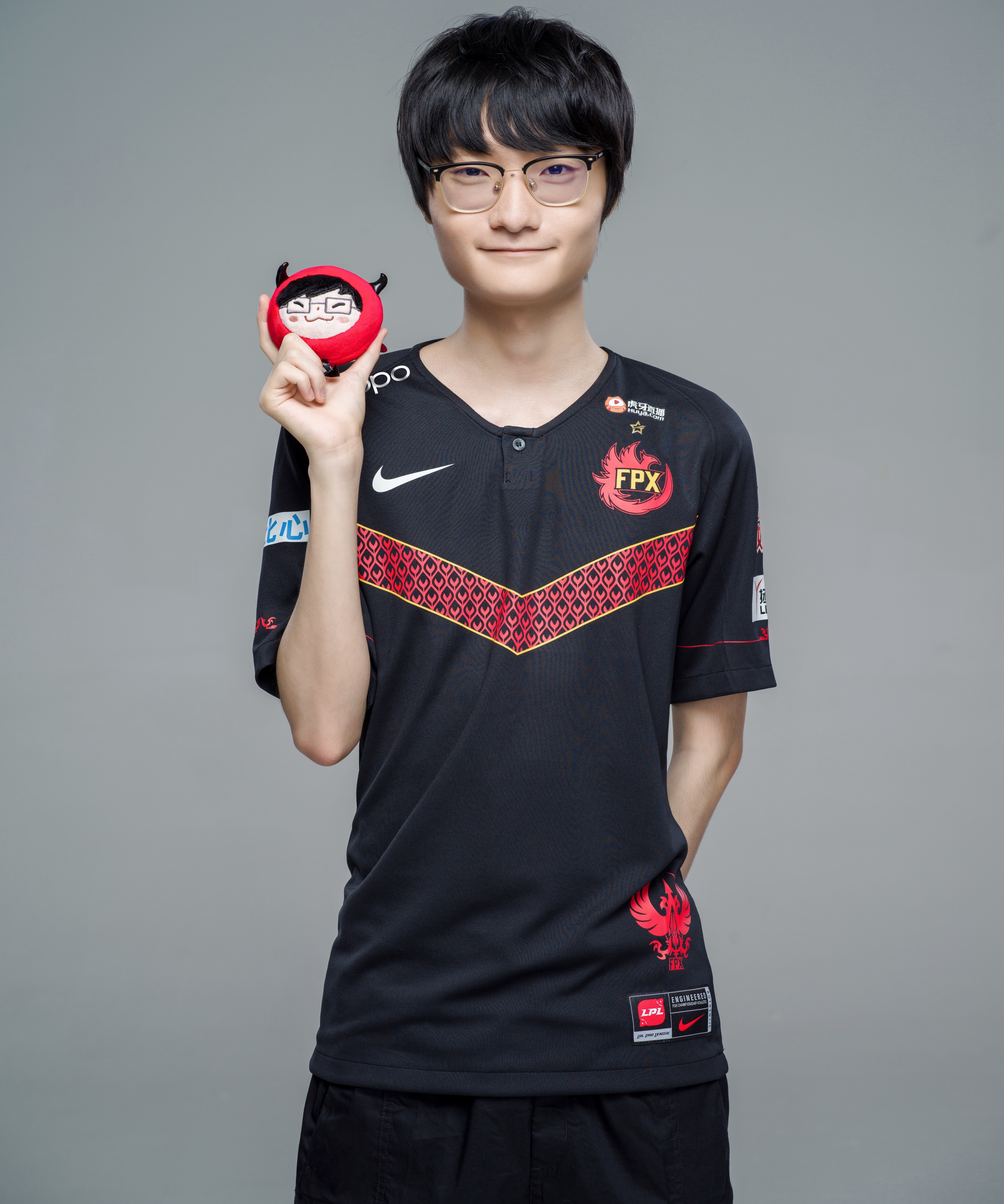 fpx小天入选apec创变者 上榜者均为优秀青年-英雄联盟官方网站-腾讯