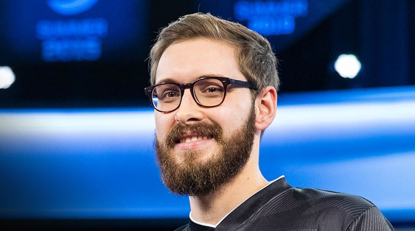 从出道以来,比尔森身上一直就有着"天才少年"的标签.