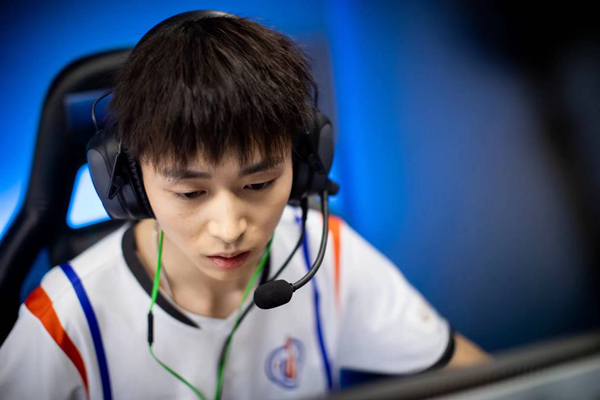 [穿越火线] 人物志——7X：已获“7皇”之称，仍怀冠军之志