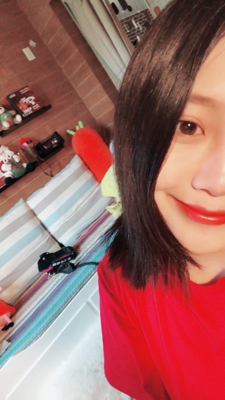 梓瑜女神情何以堪