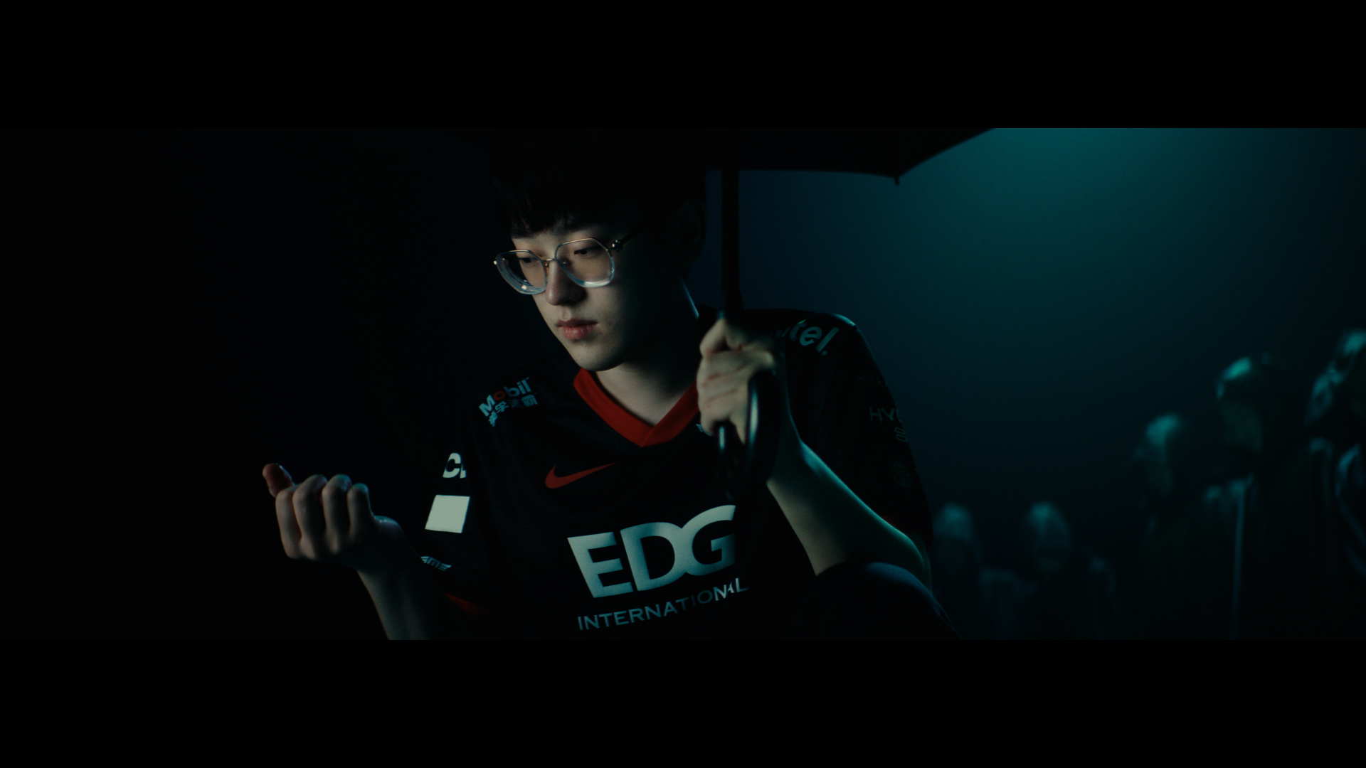 2021全球总决赛lpl赛区出征片不破不立壁纸