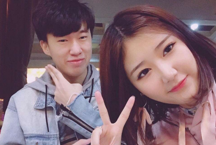 夏季赛开赛在即 小虎与女朋友分手!网友:抛弃一切冲一下?