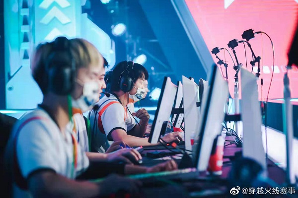 [CFPL] 火线人物志——mino：一路辗转皆因热爱 核心队长再获成长