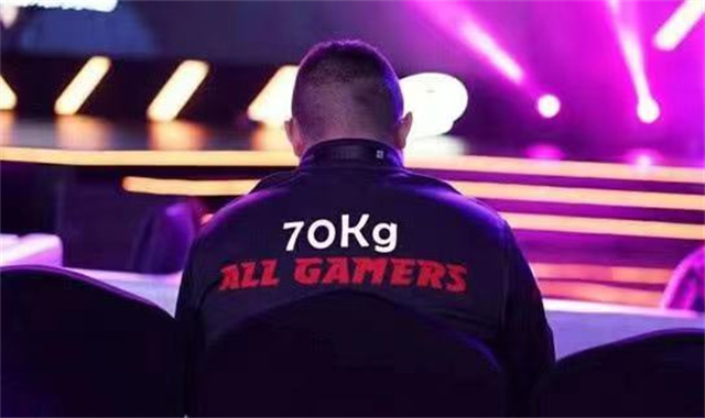 [穿越火线] 锋芒十人70KG篇：国民狙神，永远的火线初心！