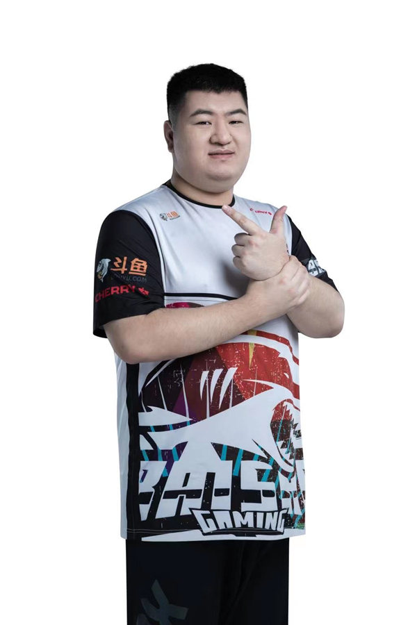 [穿越火线] 传奇——baby: 老将仍旧耀眼，整装再度出征