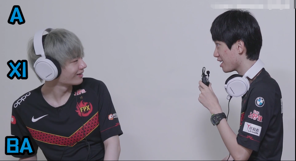 撕少做出一个动作 khan大喊:肉蛋葱鸡-英雄联盟官方网站-腾讯游戏