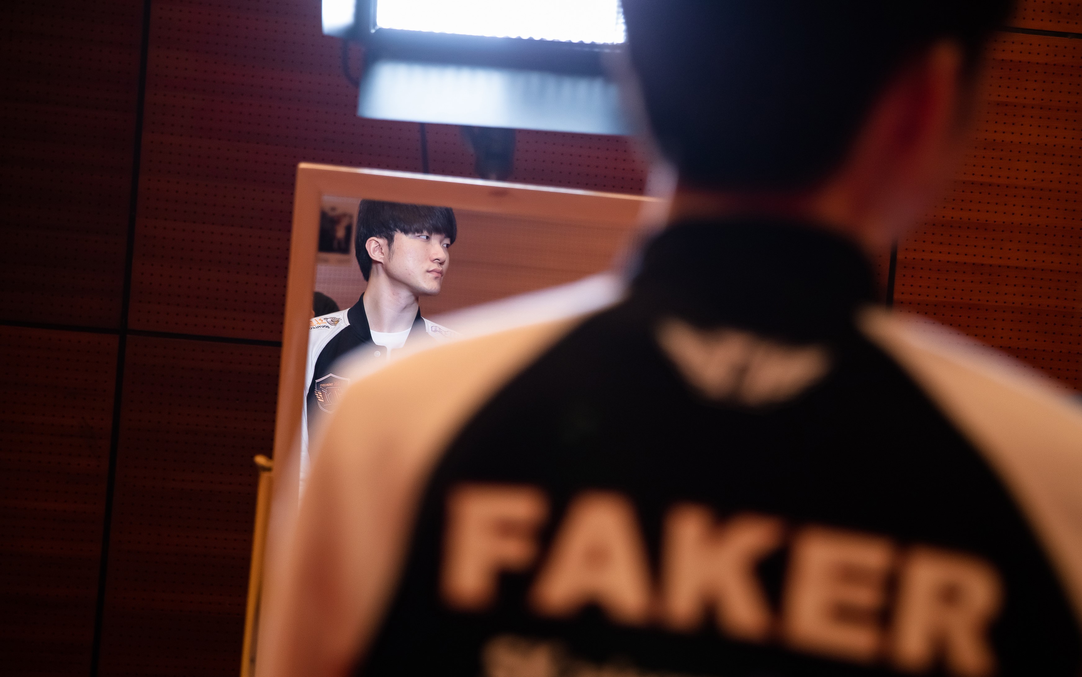 faker放话:我的粉丝吵架一定要赢,赢了请你们吃煎鸡蛋