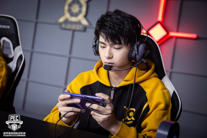 pec冠军来了!xqf伞兵虎牙首播邀你来嗨