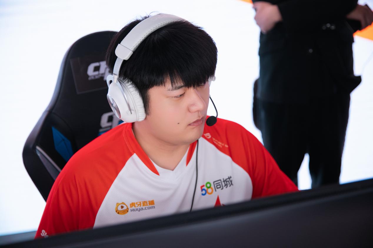 KZ与eStar激情碰撞，LGD挑战成都AG能否逆风翻盘？
