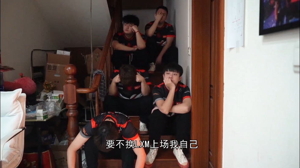 [穿越火线] AG|S19赛季纪录片揭秘夺冠真相，“祖传楼梯口”火了！