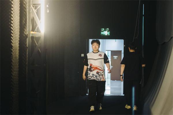 [穿越火线] 战队巡礼——白鲨：百战不殆再出发，重振旗鼓创辉煌
