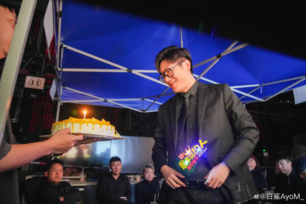 [CFPL] 10周年活动上线 锋芒10人集卡暗示总决赛有惊喜环节？
