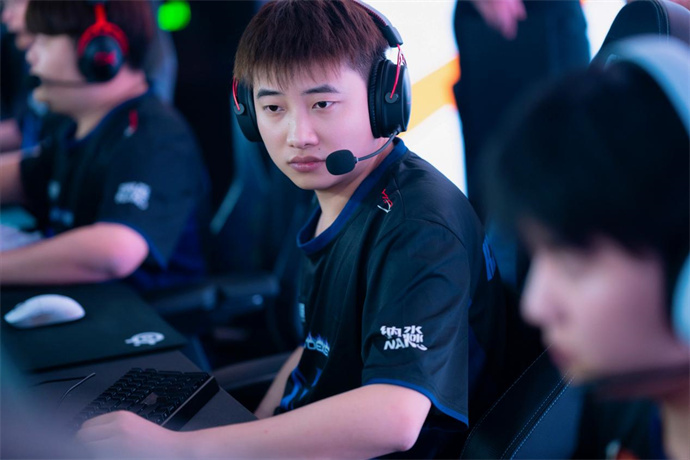 Wn99五杀BS击败WE，成都AG苦战三局险胜KZ