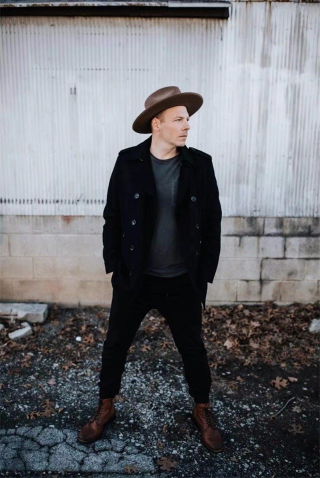 图为《born ready》演唱歌手zayde wolf