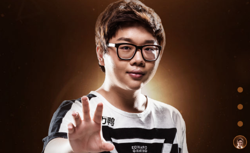 pawn训练数据恢复更新 他在直播间写下的话有望成真-英雄联盟官方网站