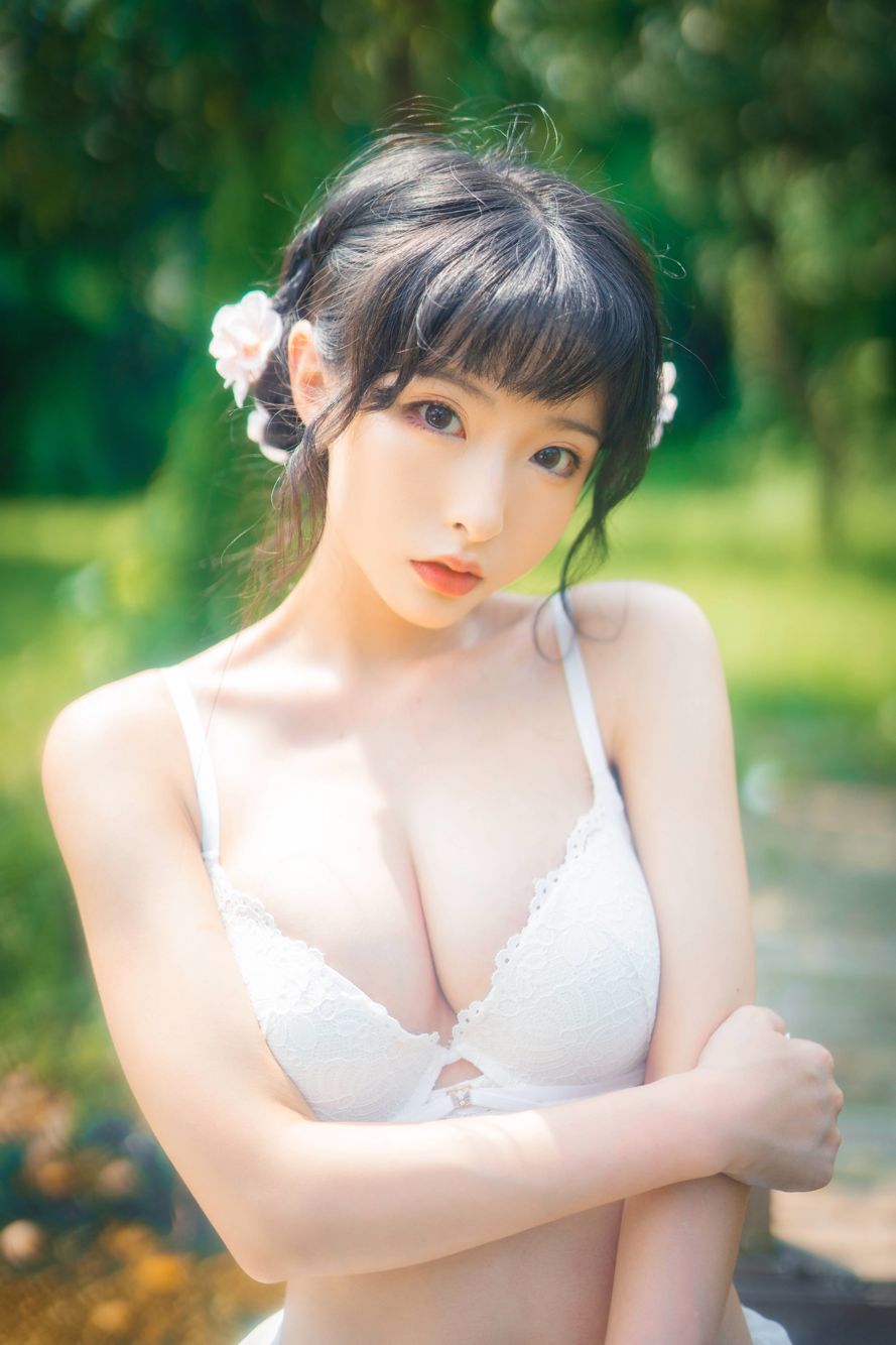 蕾丝花园美图-清纯唯美论坛-日常生活-淘源码网