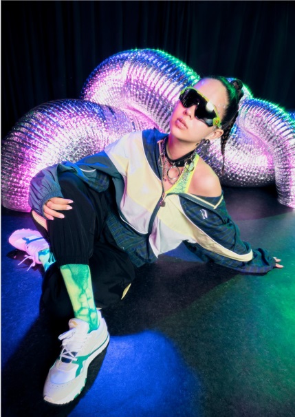 限定李宁套装炫舞用户免费送?星瞳同款潮服优惠礼包超值放送!