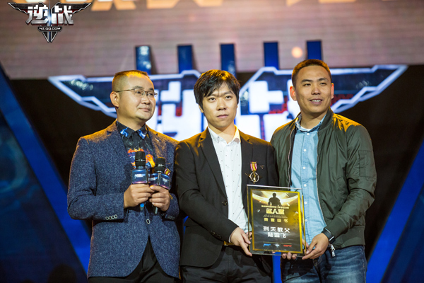 周末约战吧!《逆战》名人堂"玩家达人"陆雪飞直播等你来挑战