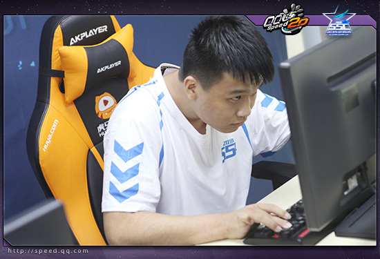 ssc2018秋季赛外卡战:郝胖俱乐部车队轻松赢得决赛资格 - qq飞车官方