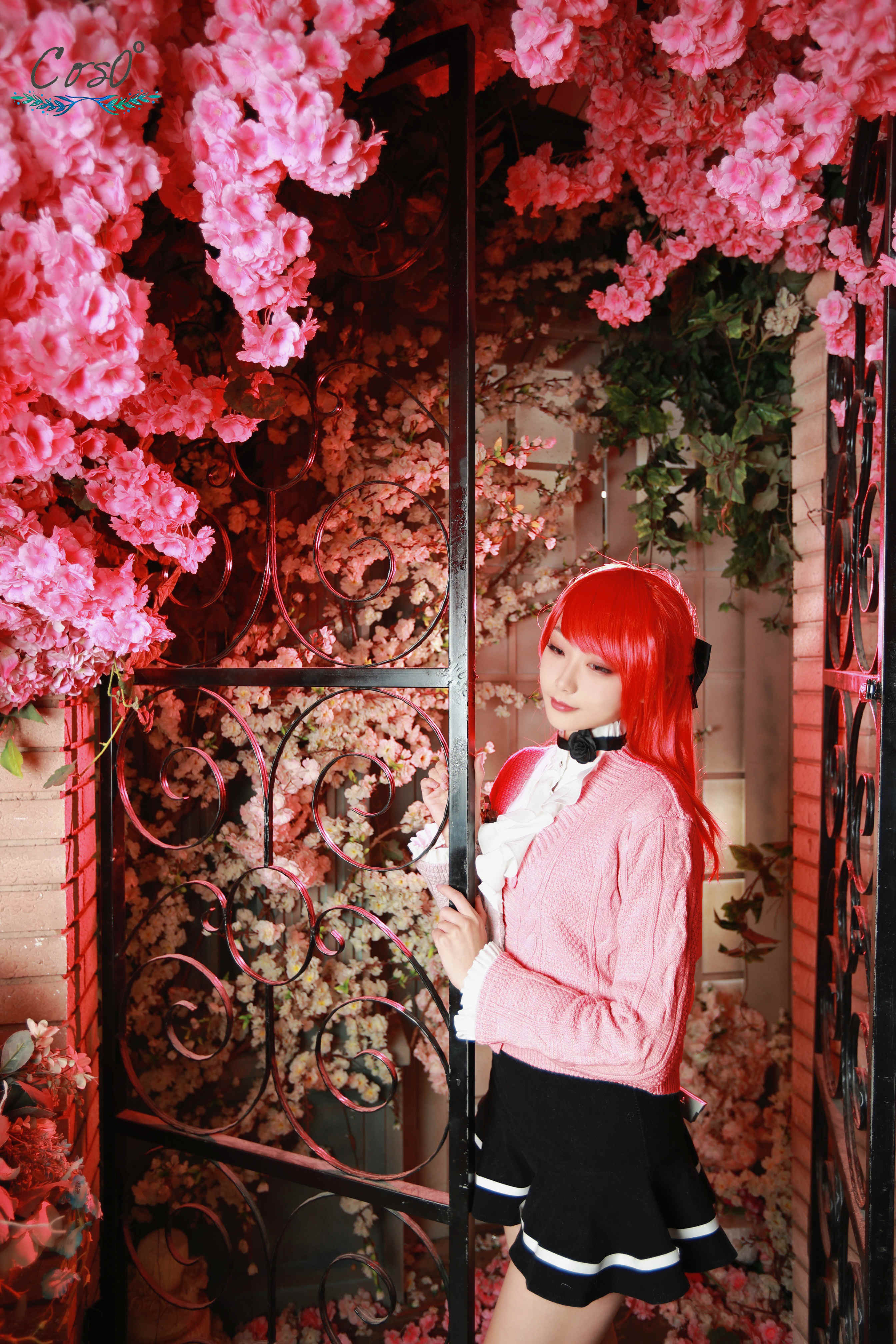 cos0幸福洋溢于花海之中