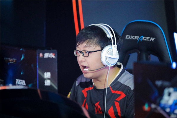 cfpl9.24综述 蛇哥险被刀杀 ag完满收官