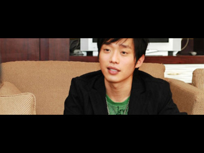 崔鑫:#陌路# 陌路  qqlivehttp://url.cn/kdtnf0