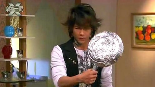 终极一家:小伙拿着超能力龙纹鏊没反应,不料美女补刀太扎心了!