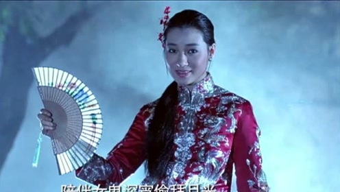 小伙晚上走夜路,竟然被女鬼缠上了,直接做他车后座了
