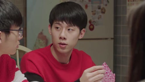 小欢喜:磊磊饰演高中最青涩的恋爱,每个人都有过,怀念!