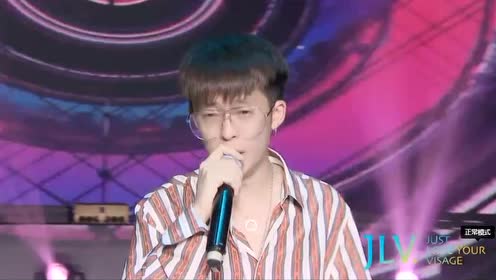 王冕在二驴的平荣jlv长鹿之夜演唱单曲勉为其难
