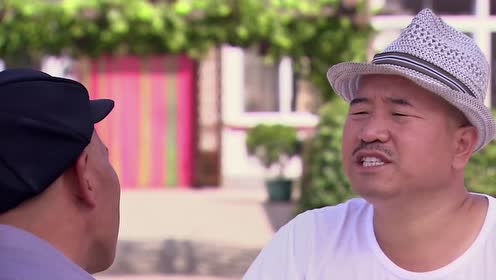 乡村爱情:刘能骑车撞赵四,赵四让刘能指挥自己,真搞笑
