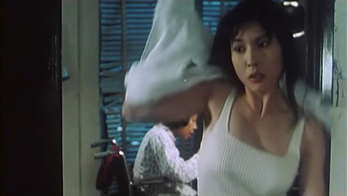 《我是一个贼》雌雄双煞第一次打劫,邱淑贞紧张到被吓晕