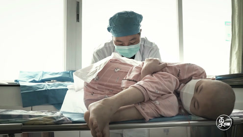 几十位白血病儿童做骨穿化疗抗争病魔,坚强的让人想哭!