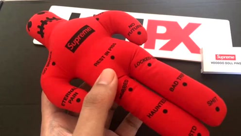supreme 19fw voodoo doll 巫毒娃娃